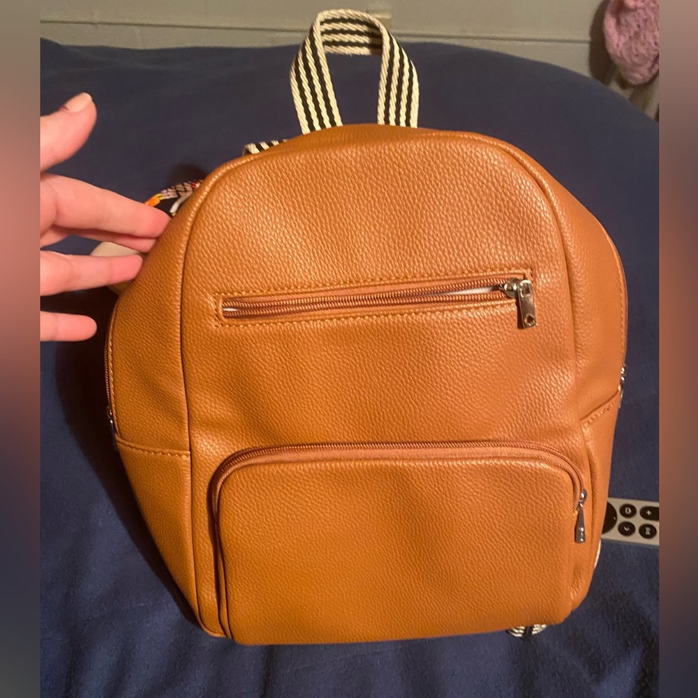 Thirty-One by Jewell Boutique Backpack in Camel